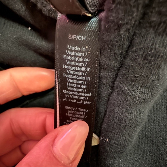 SKIMS Cotton Fleece Cropped Zip-Up Hoodie in Onyx - Picture 8 of 9